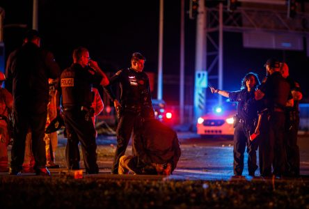 scène policière de nuit