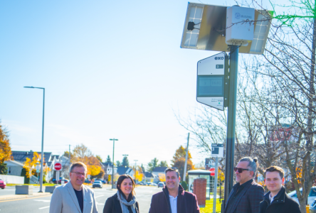 De nouveaux arrêts d’autobus intelligents à Sainte-Julie