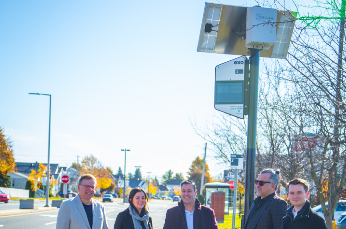 De nouveaux arrêts d’autobus intelligents à Sainte-Julie